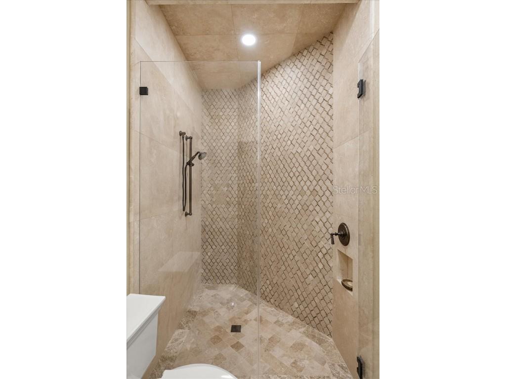 921 Sweetwater Club Boulevard Longwood FL 32779 W7880161 image73