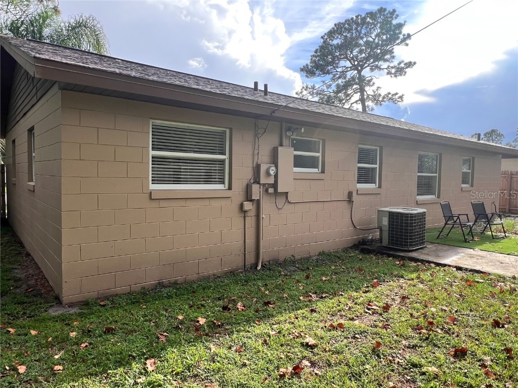 921 Valleydale Avenue Deland FL 32720 V4945078 image15