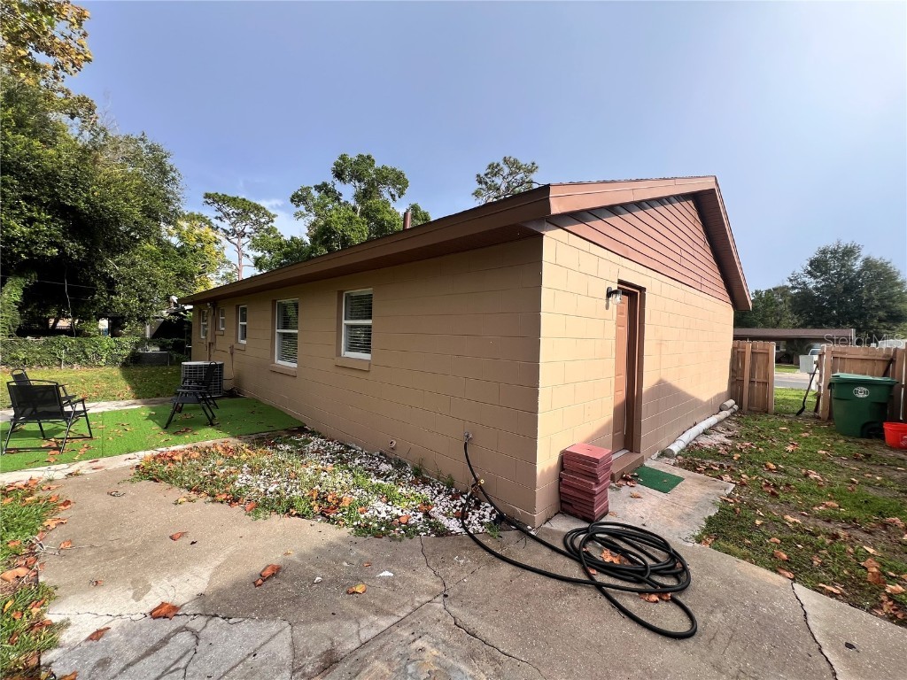 921 Valleydale Avenue Deland FL 32720 V4945078 image19