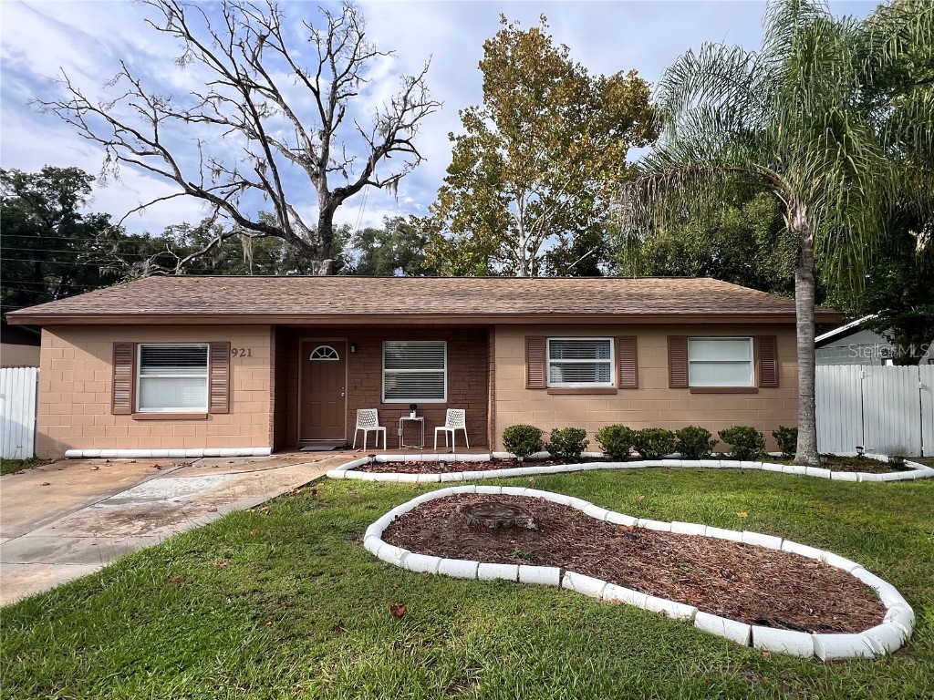 921 Valleydale Avenue Deland FL 32720 V4945078 image59