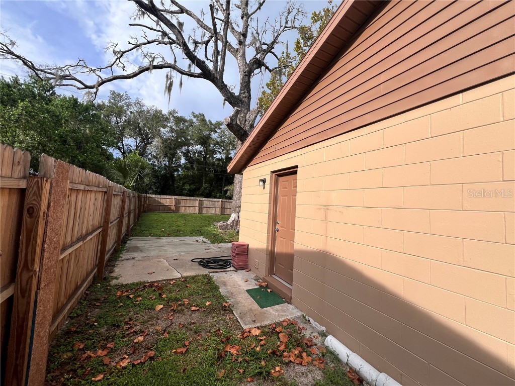 921 Valleydale Avenue Deland FL 32720 V4945078 image7