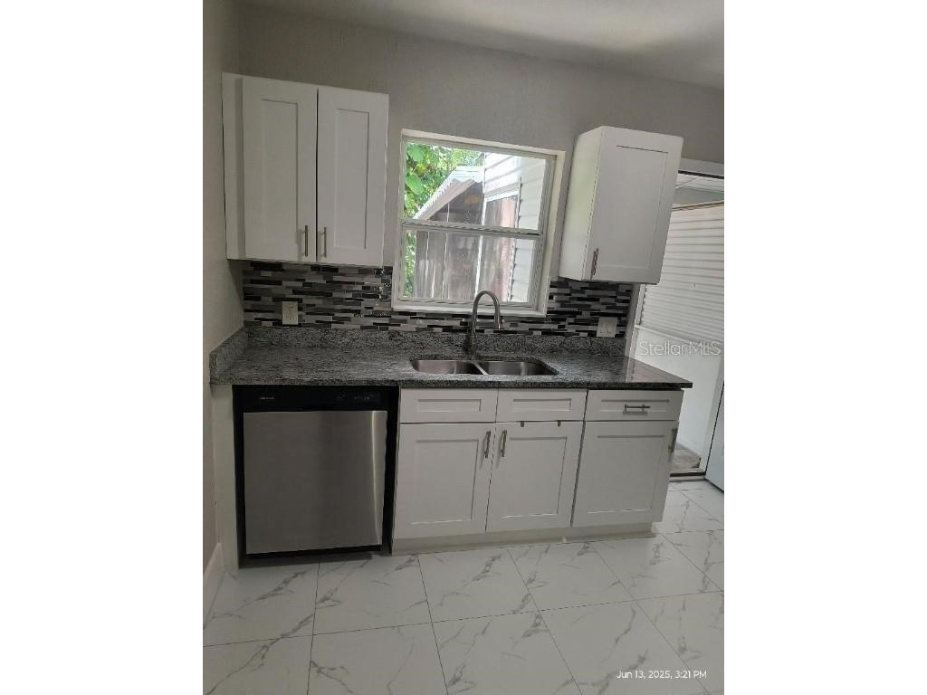 921 W Hiawatha Street Tampa FL 33604 TB8440183 image2