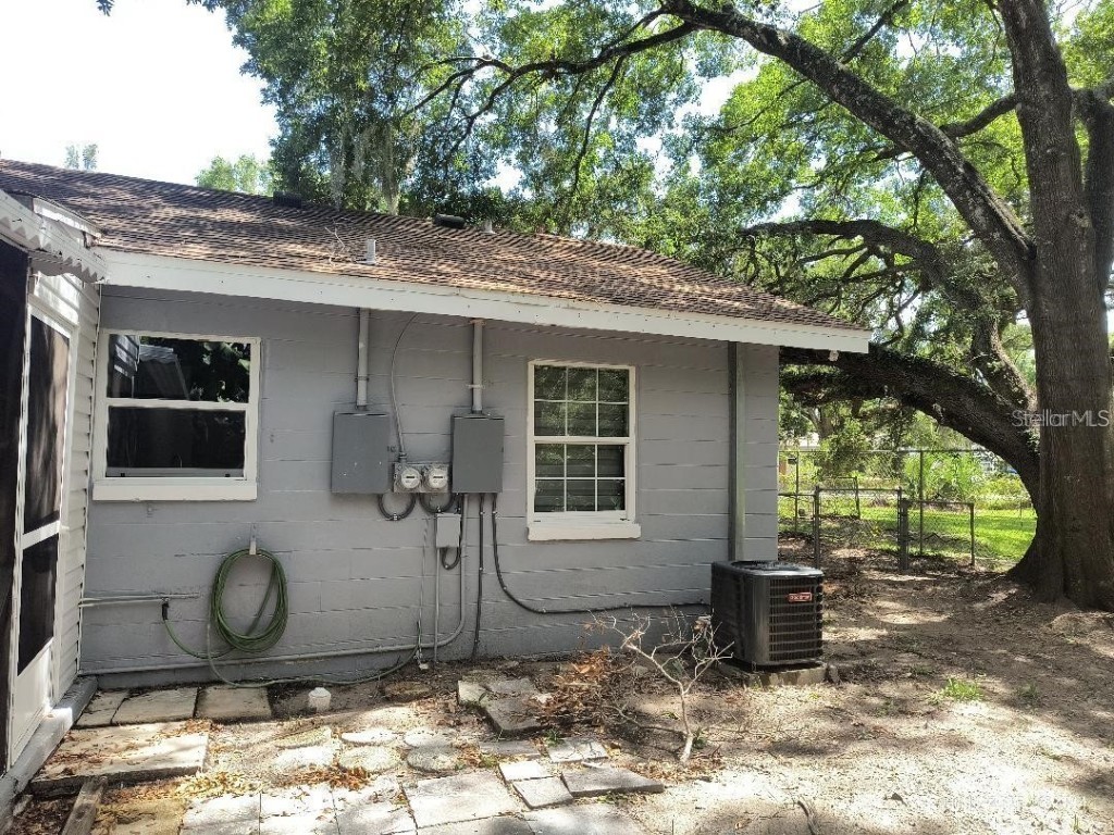 921 W Hiawatha Street Tampa FL 33604 TB8440183 image7