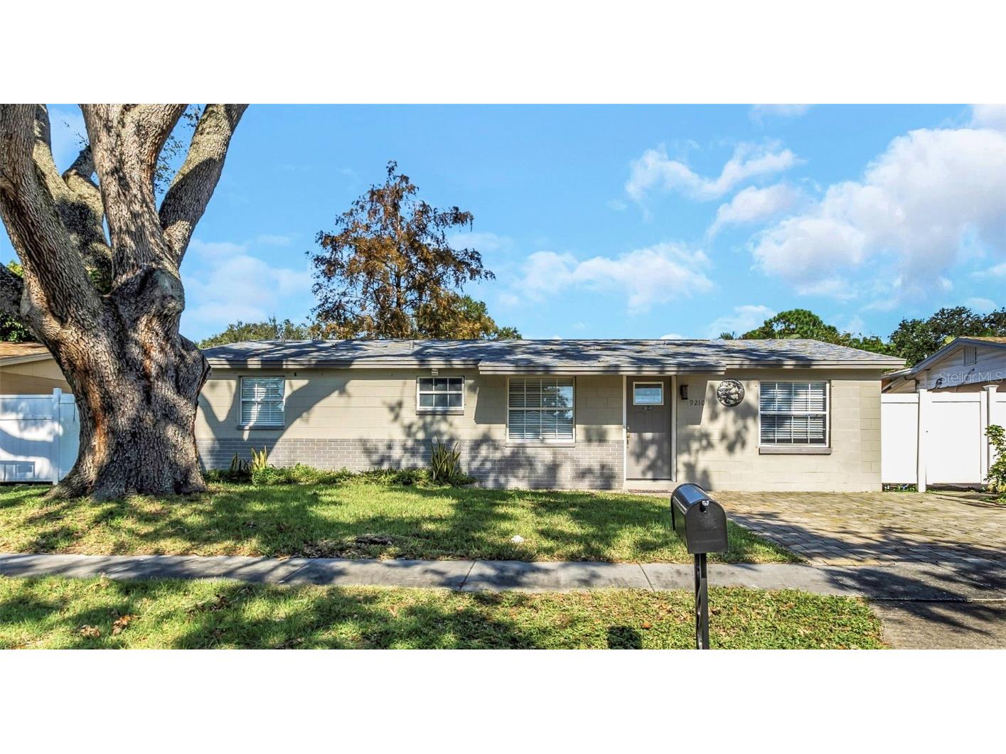 9210 59th Street N Pinellas Park FL 33782 TB8314967 image1