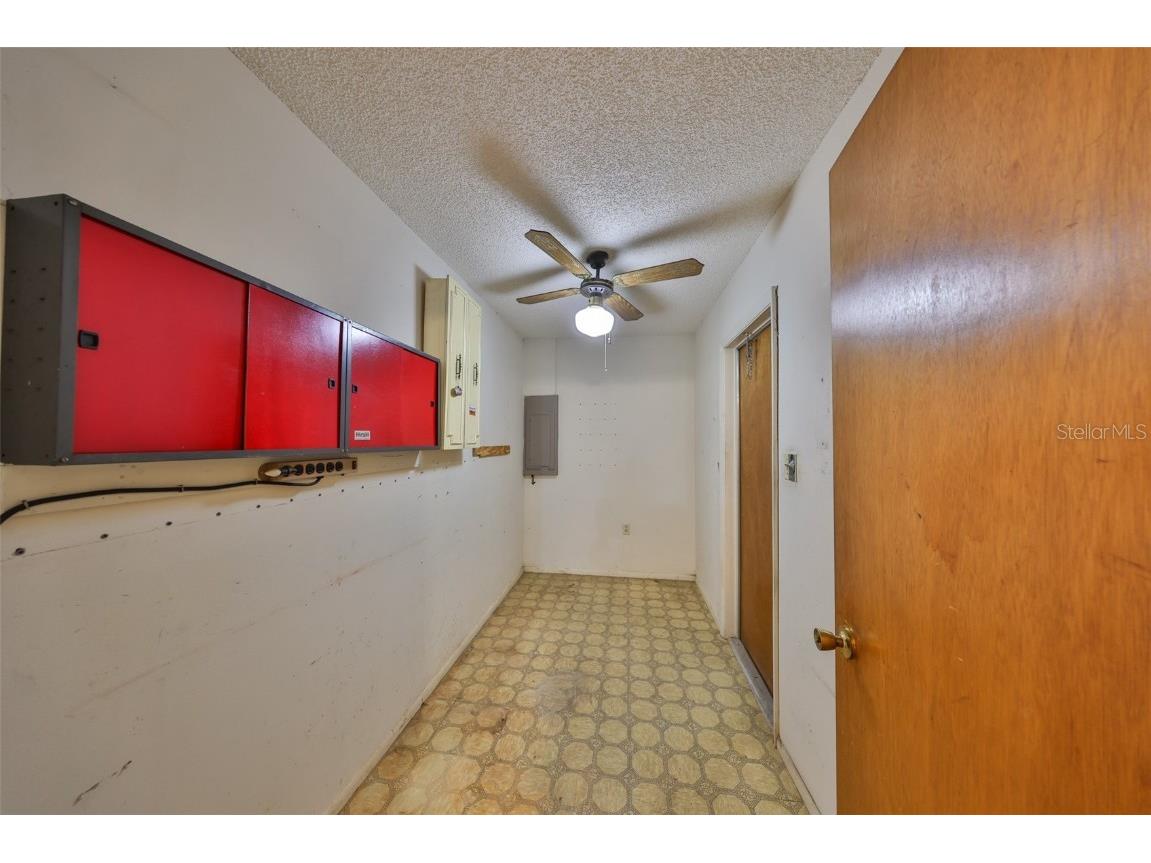 9210 Lehall Square W Lakeland FL 33810 TB8368969 image32