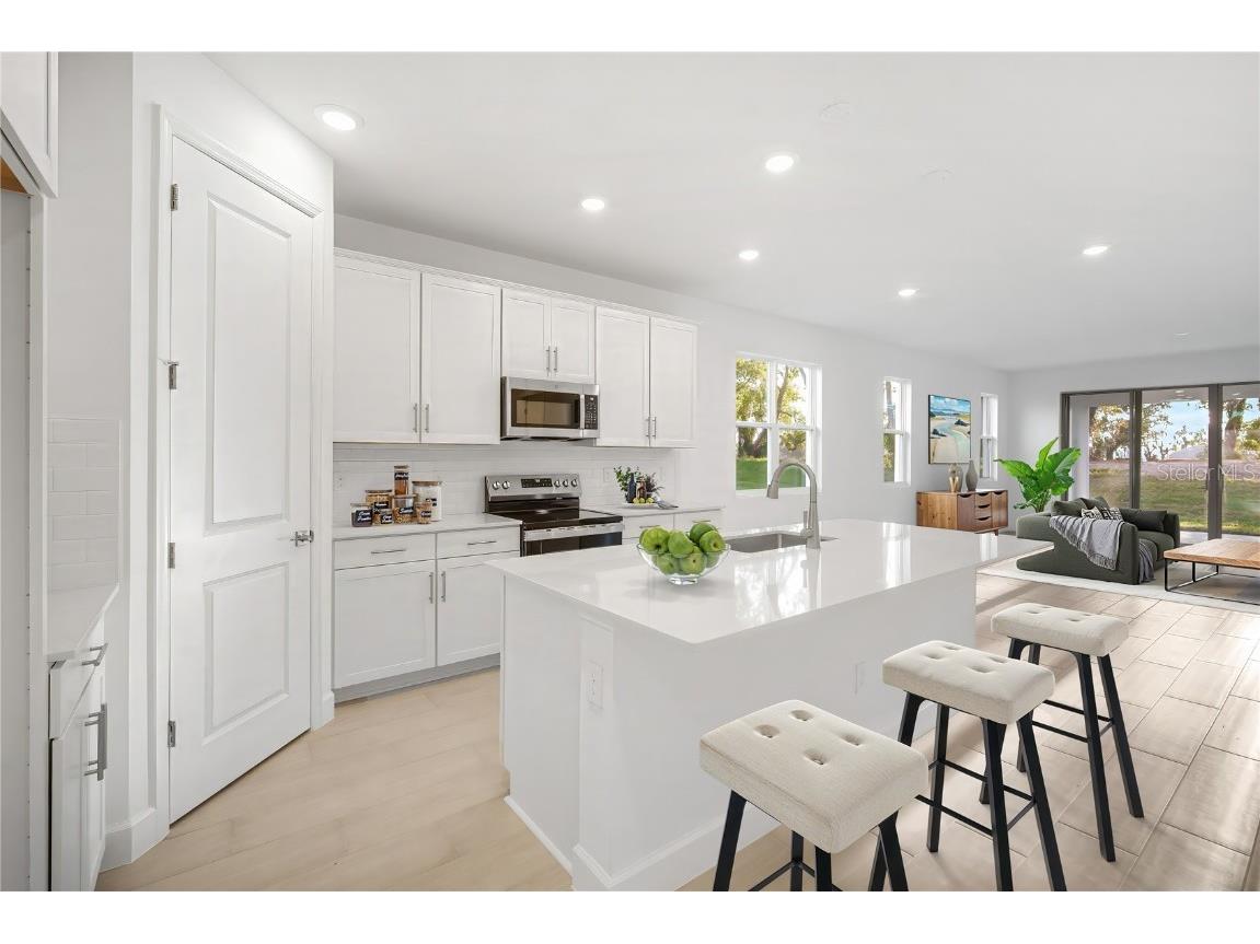 9210 Players Drive Weeki Wachee FL 34613 S5127195 image5