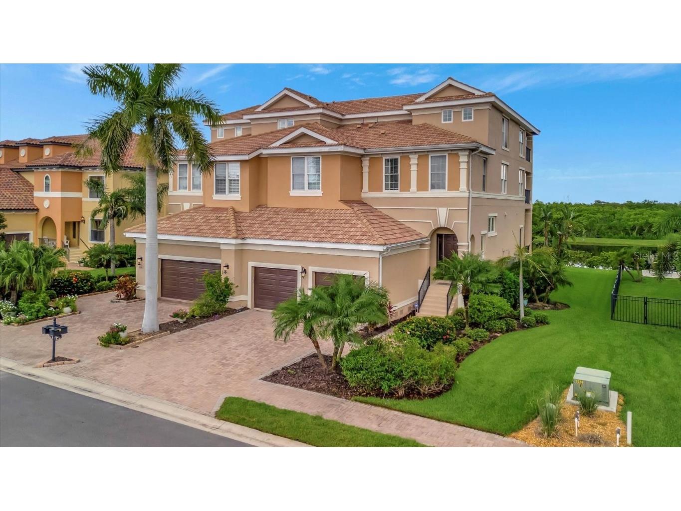 9211 43rd Terrace W Bradenton FL 34209 - PALMA SOLA BAY A4618967 image1