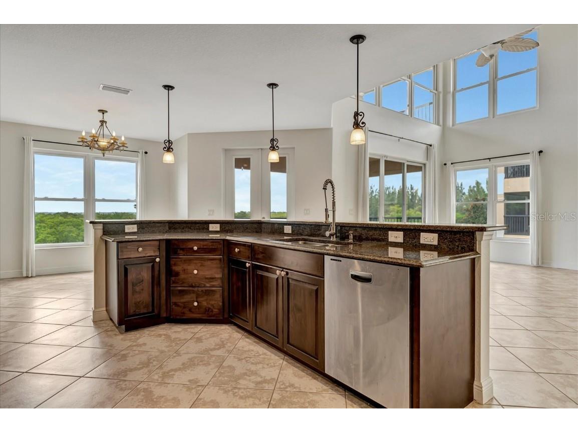 9211 43rd Terrace W Bradenton FL 34209 - PALMA SOLA BAY A4618967 image32