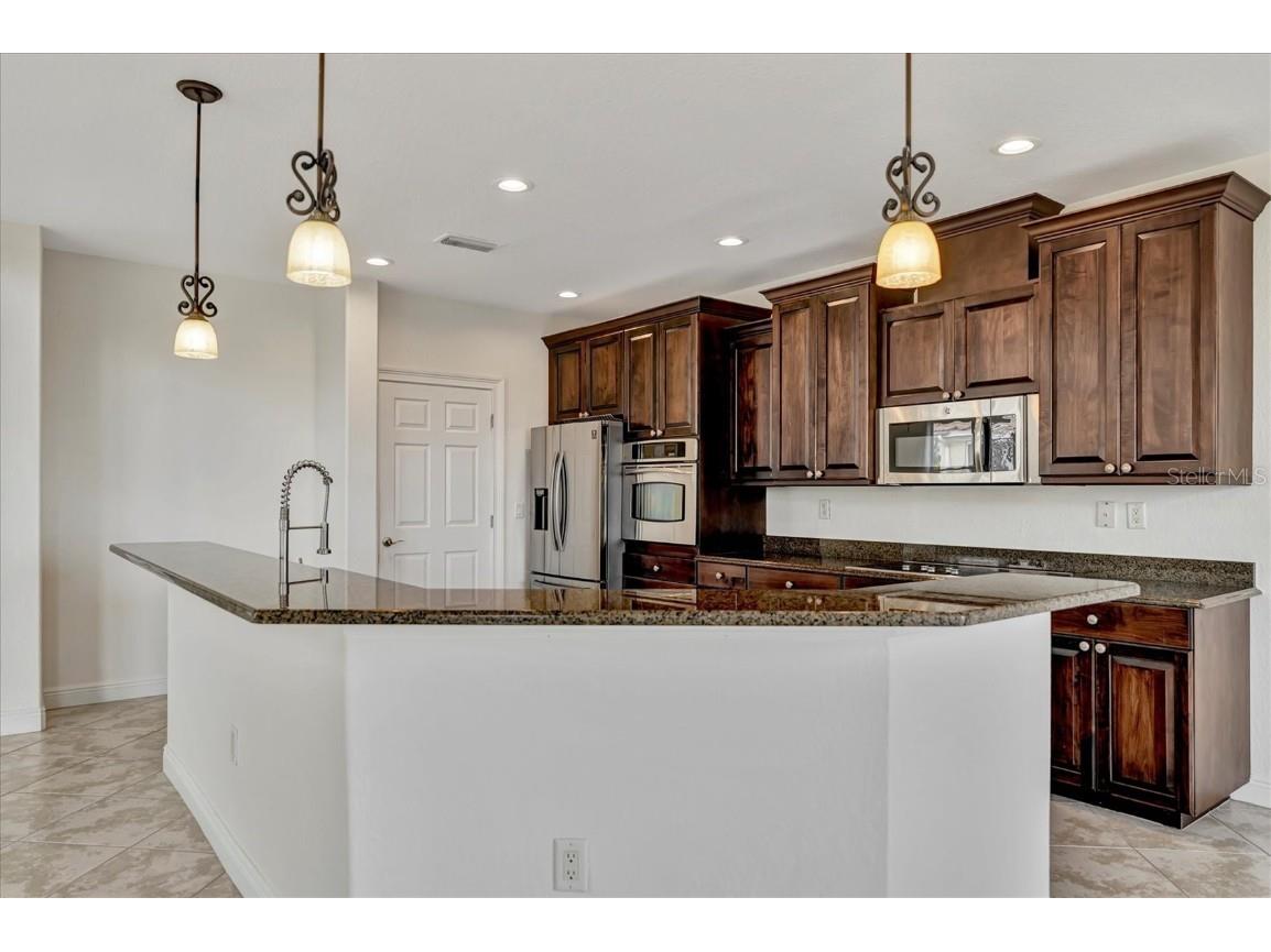 9211 43rd Terrace W Bradenton FL 34209 - PALMA SOLA BAY A4618967 image44