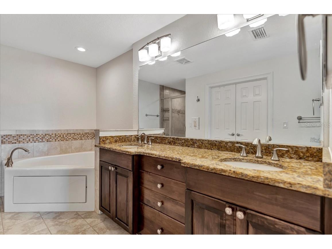 9211 43rd Terrace W Bradenton FL 34209 - PALMA SOLA BAY A4618967 image74