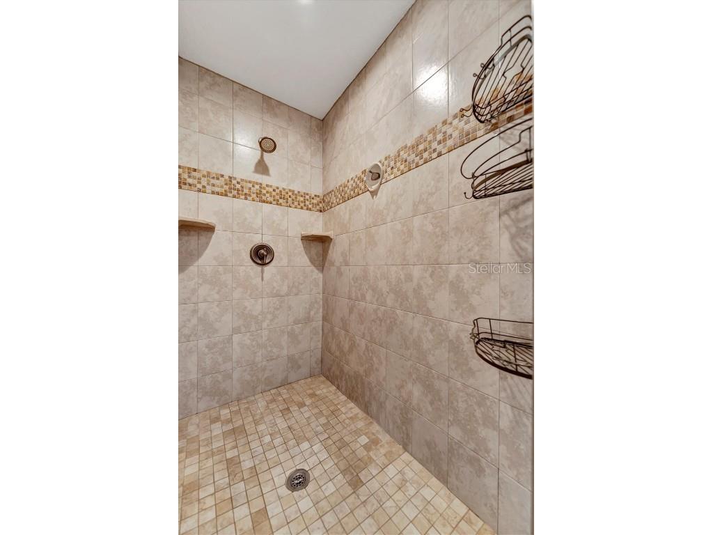 9211 43rd Terrace W Bradenton FL 34209 - PALMA SOLA BAY A4618967 image77