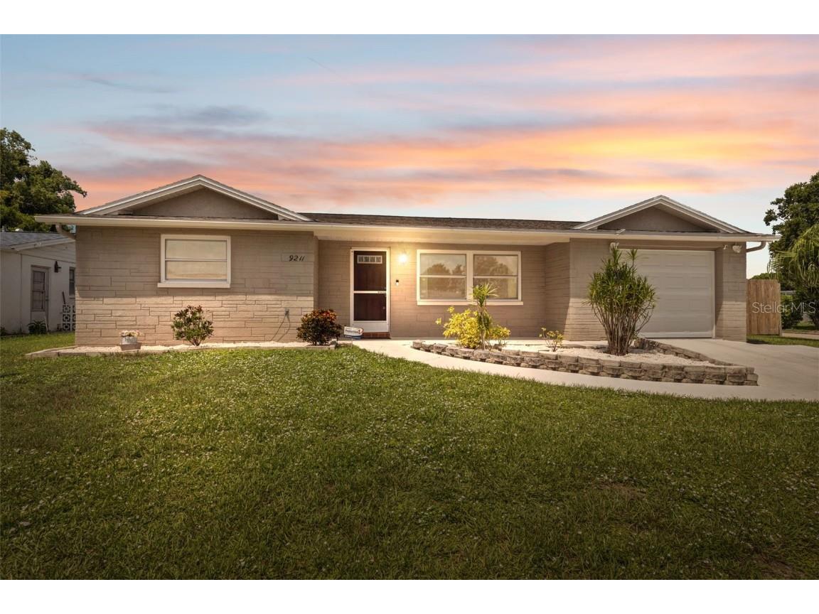 9211 Sterling Lane Port Richey FL 34668 W7878633 image1