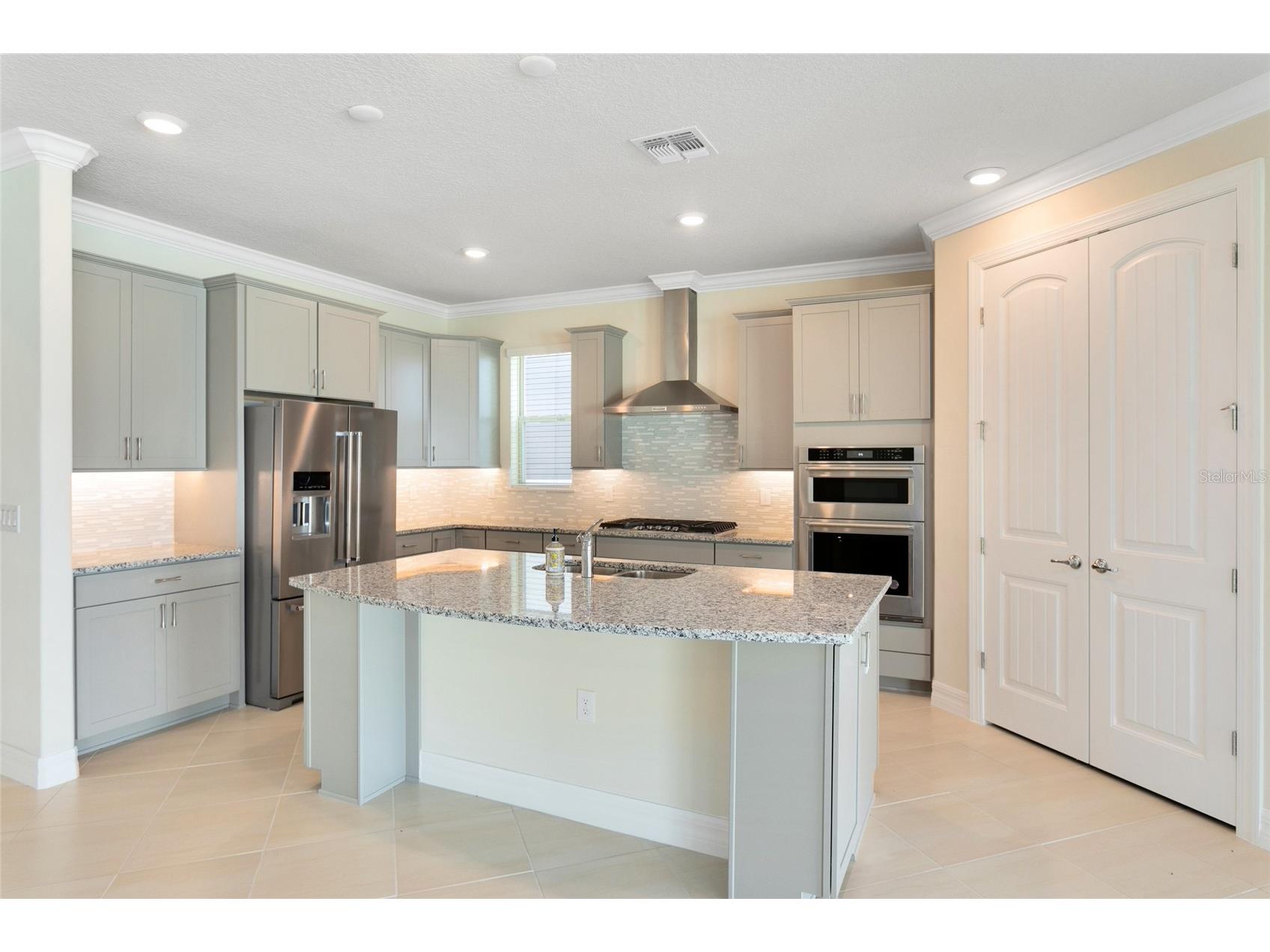 9212 Hanging Vine Court Orlando FL 32836 O6383557 image7