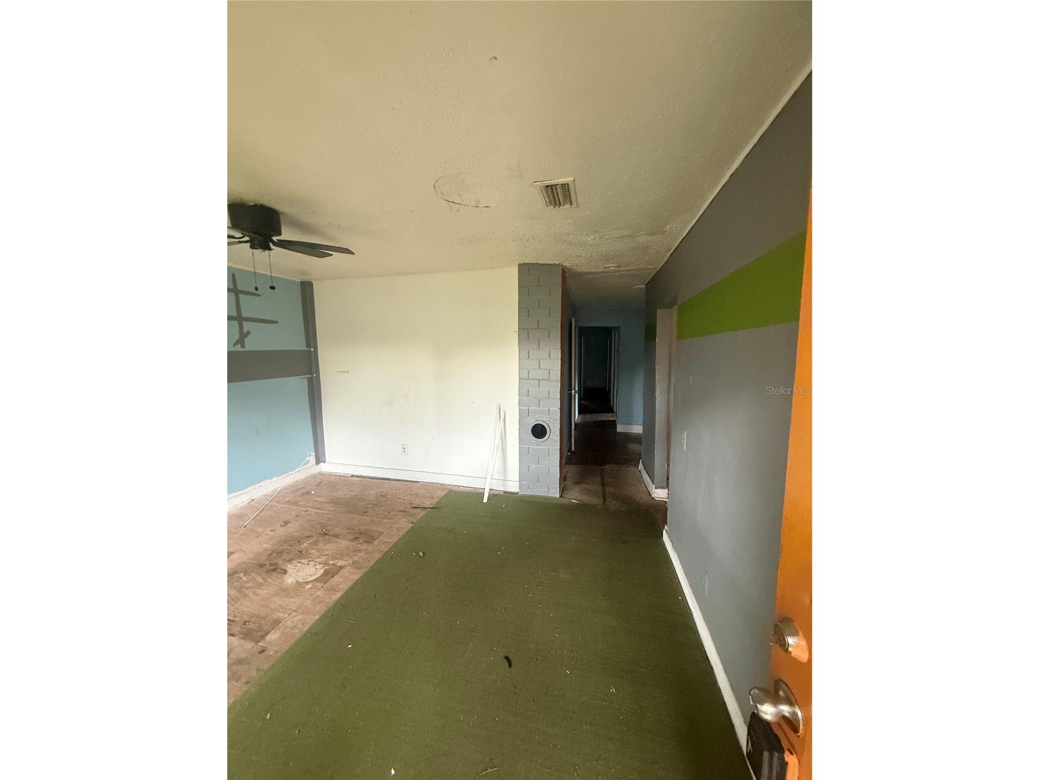 9212 N Brooks Street Tampa FL 33612 TB8495023 image11