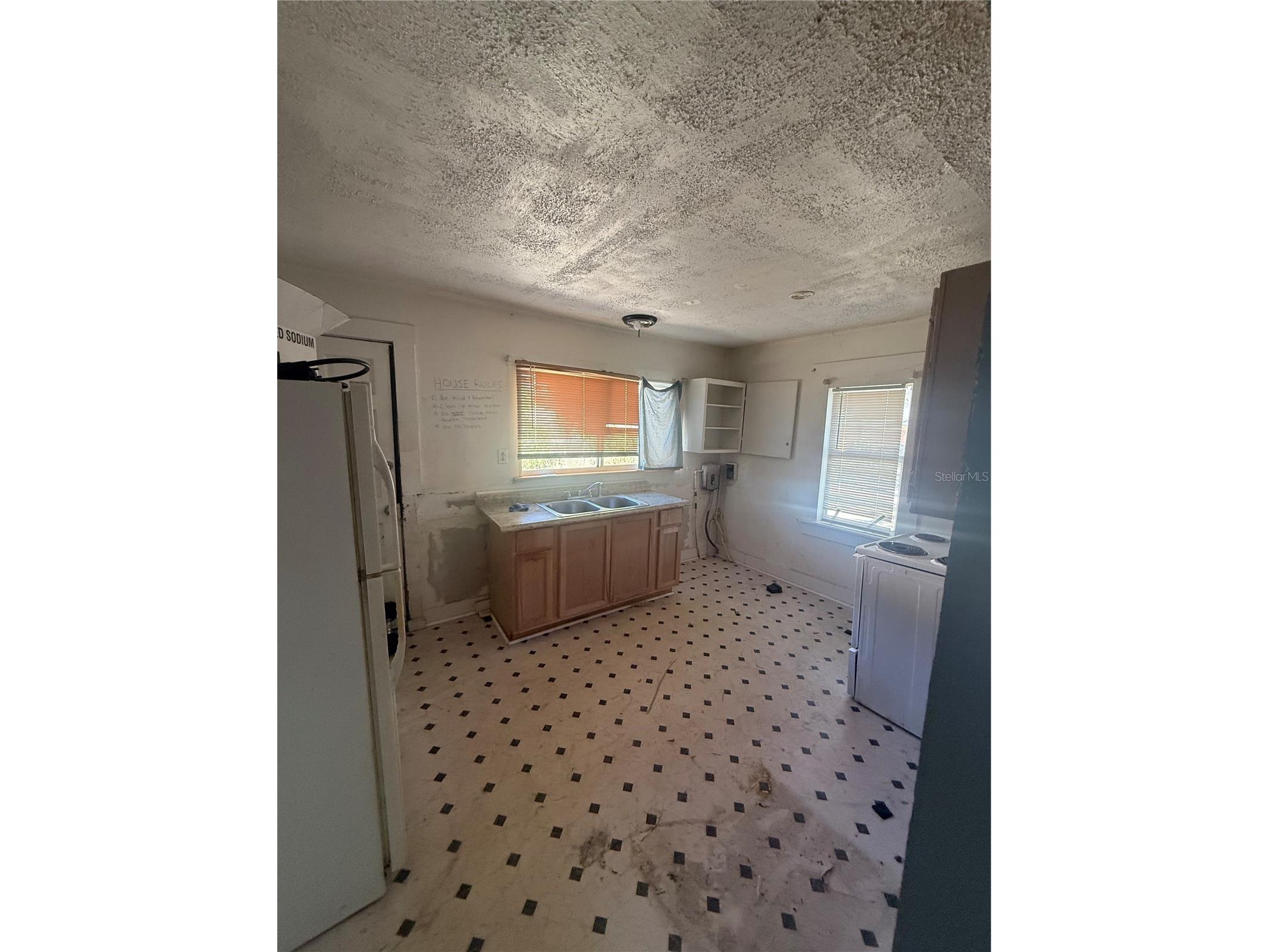 9212 N Brooks Street Tampa FL 33612 TB8495023 image4