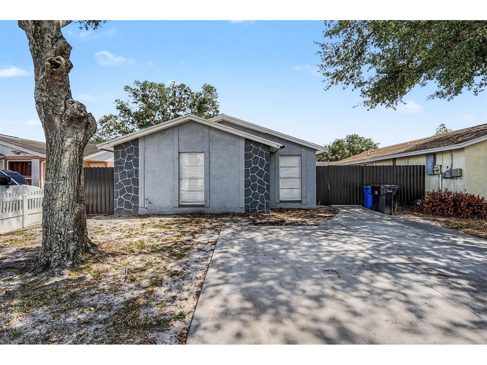 9212 Spy Glass Court Tampa FL 33615 TB8512103 image1