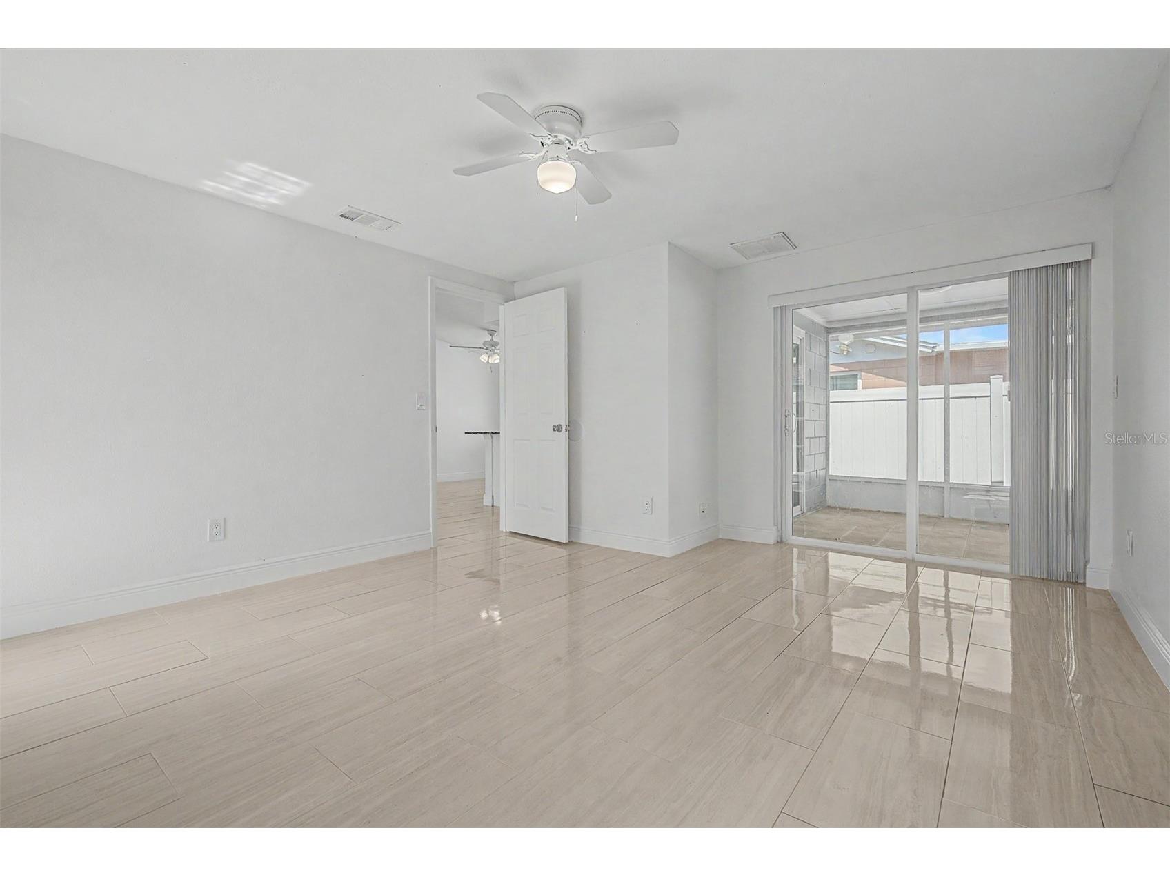 9212 Spy Glass Court Tampa FL 33615 TB8512103 image15