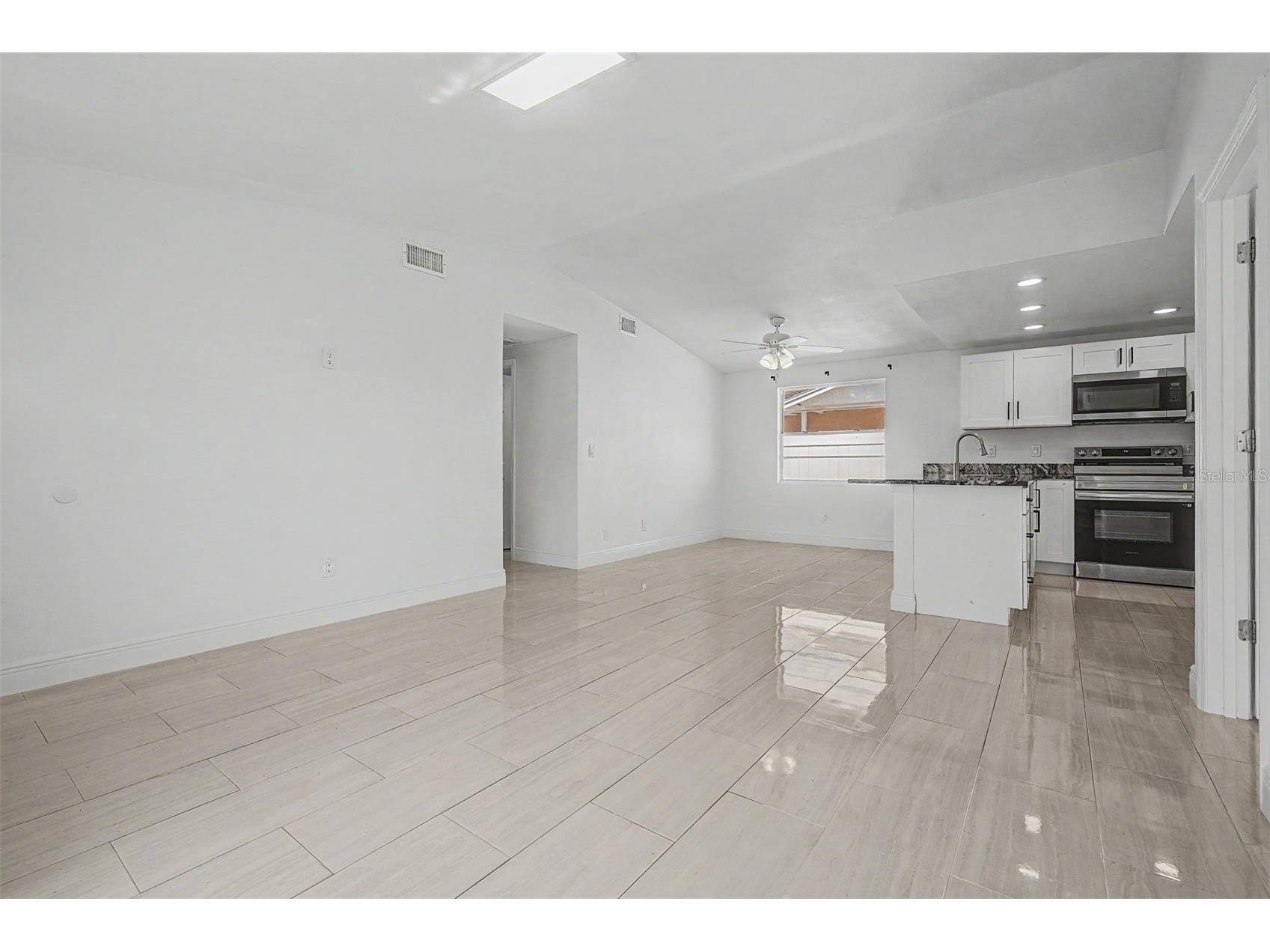 9212 Spy Glass Court Tampa FL 33615 TB8512103 image19