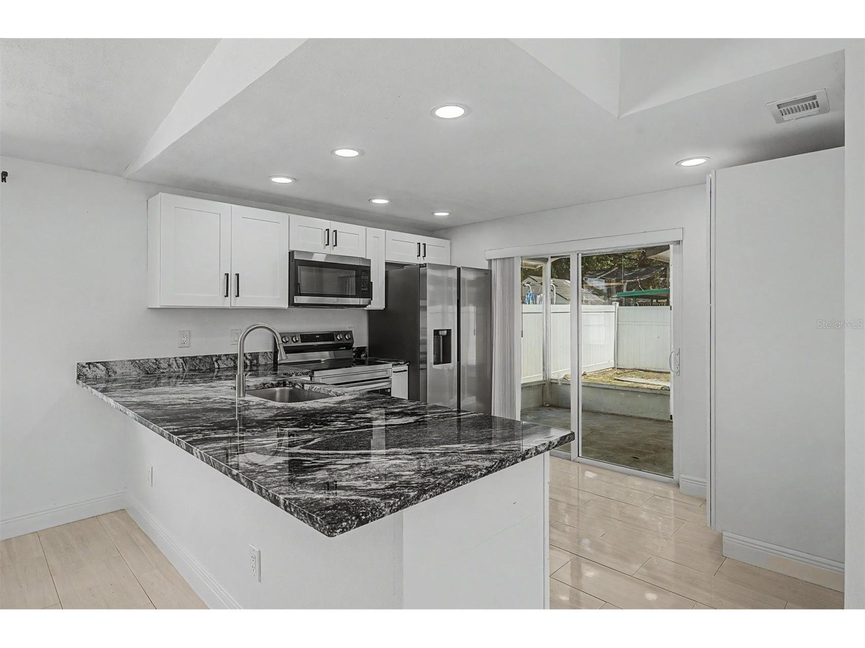 9212 Spy Glass Court Tampa FL 33615 TB8512103 image25