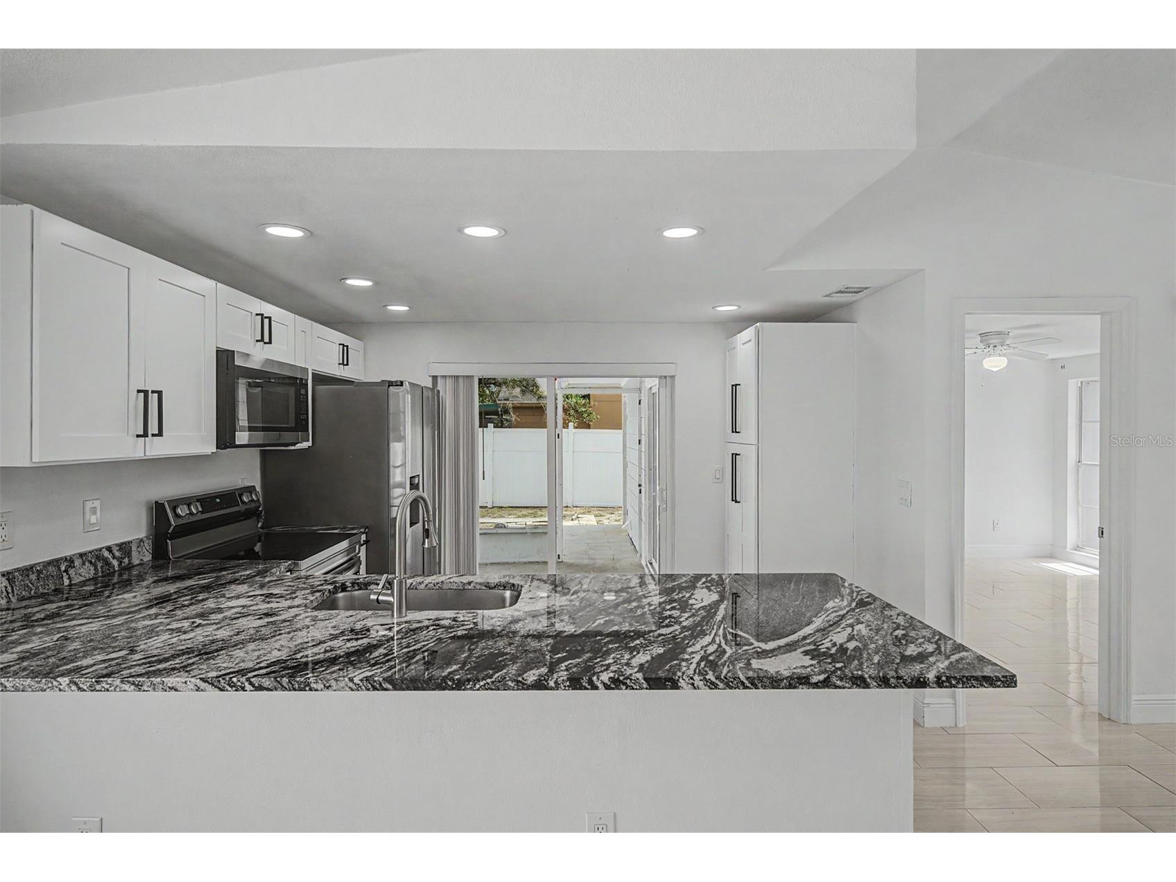 9212 Spy Glass Court Tampa FL 33615 TB8512103 image26