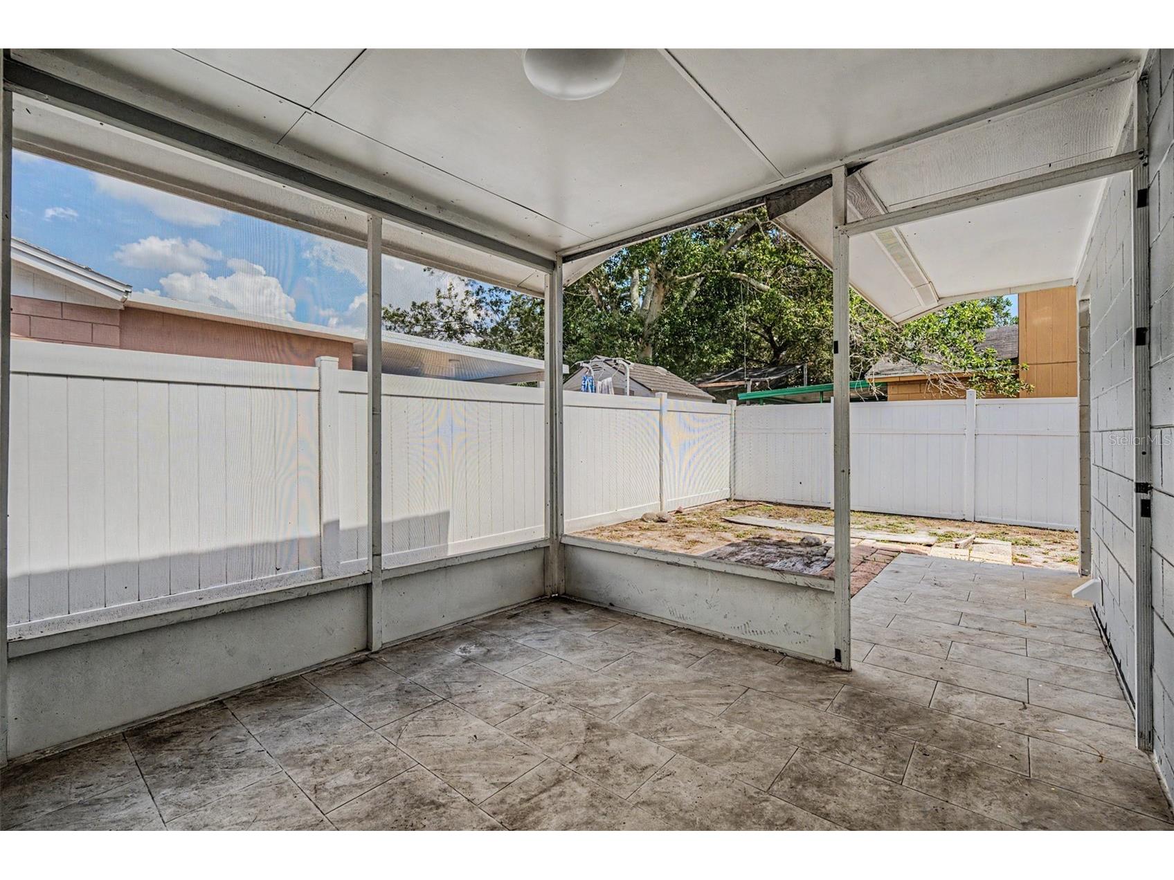 9212 Spy Glass Court Tampa FL 33615 TB8512103 image31