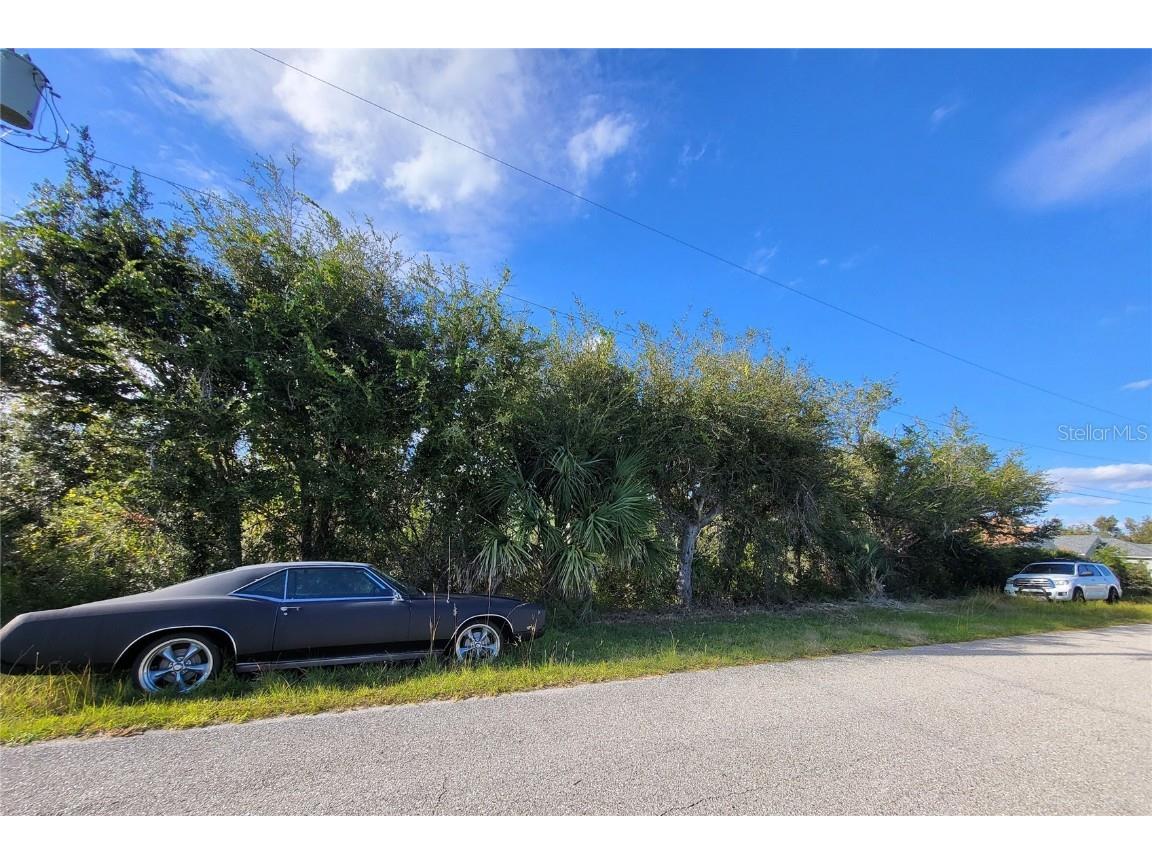 9213 & 9221 Genesee Street Port Charlotte FL 33981 D6144539 image2