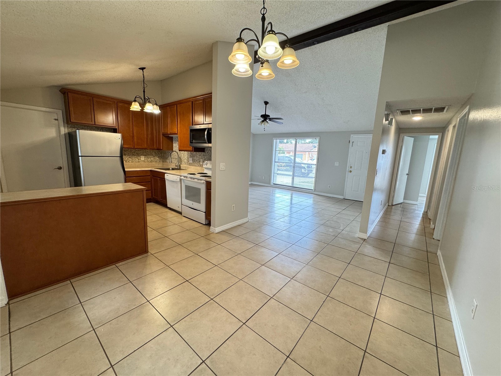 9213 Maybury Court Tampa FL 33615 TB8500844 image3