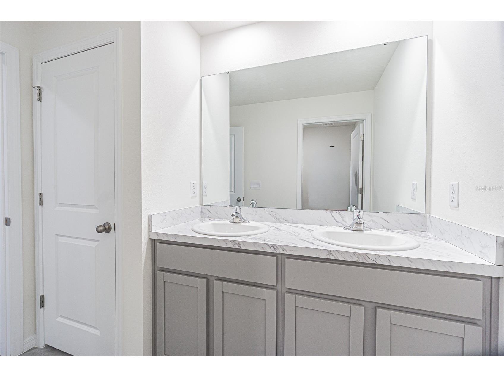 9213 Mission Bay Pl Temple Terrace FL 33637 TB8521534 image30