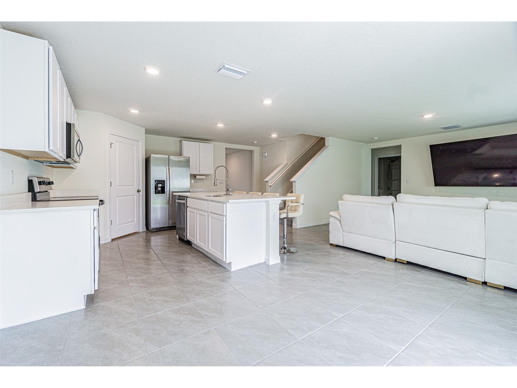 9213 Mission Bay Pl Temple Terrace FL 33637 TB8521534 image40