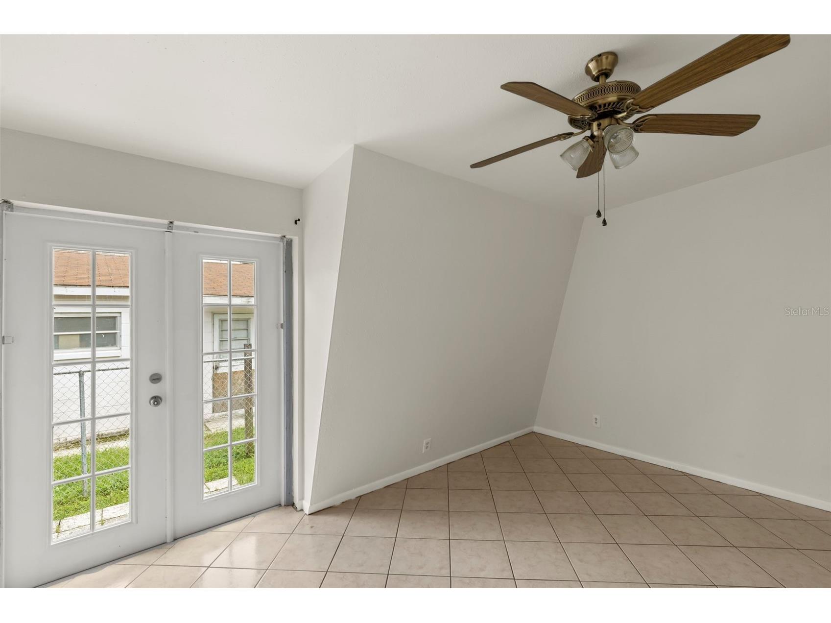 9213 N 13th Street Tampa FL 33612 O6424787 image2