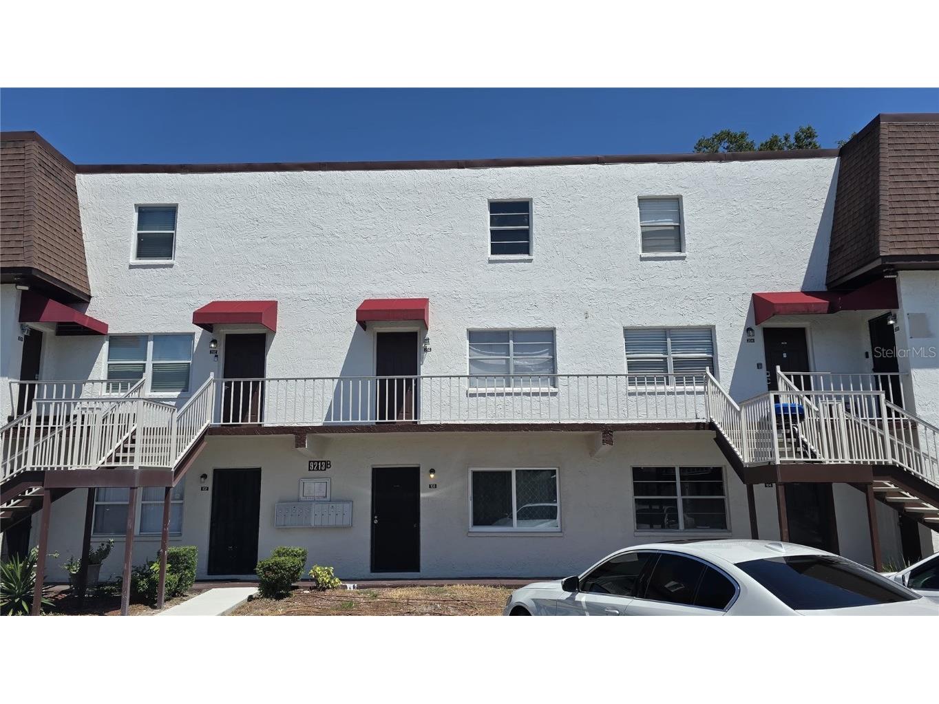 9213 Tudor Drive #103 B Tampa FL 33615 TB8425232 image1