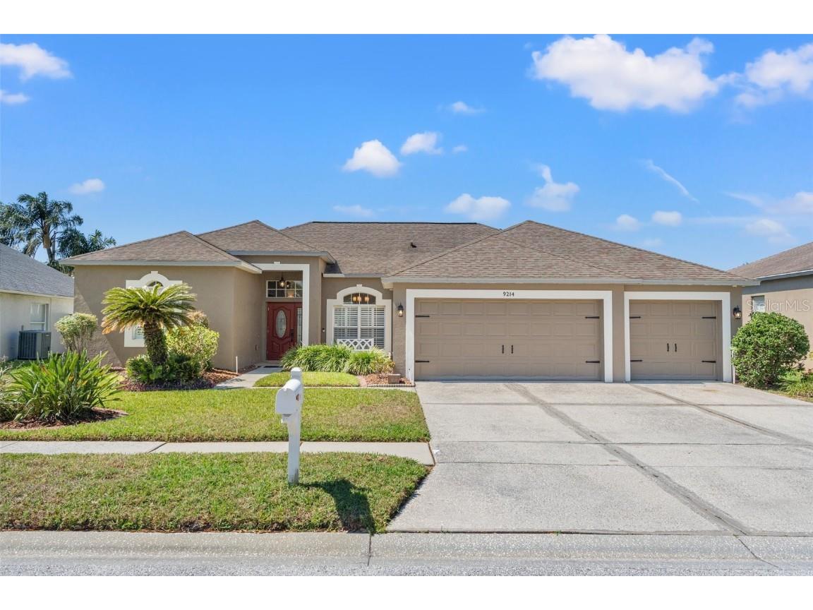 9214 Hidden Water Circle Riverview FL 33578 TB8363138 image1