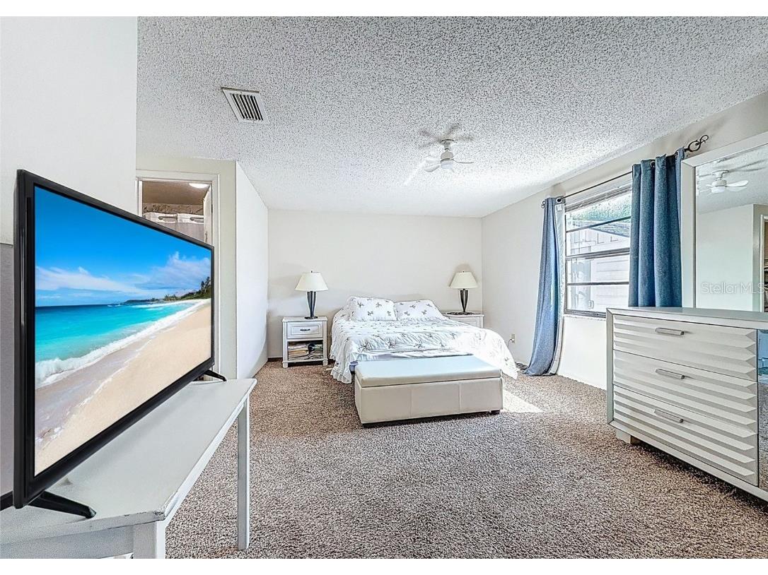 9214 Roundwood Court Tampa FL 33615 TB8448802 image18