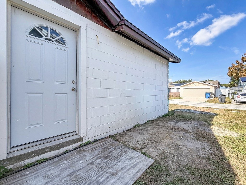 9214 Roundwood Court Tampa FL 33615 TB8448802 image36