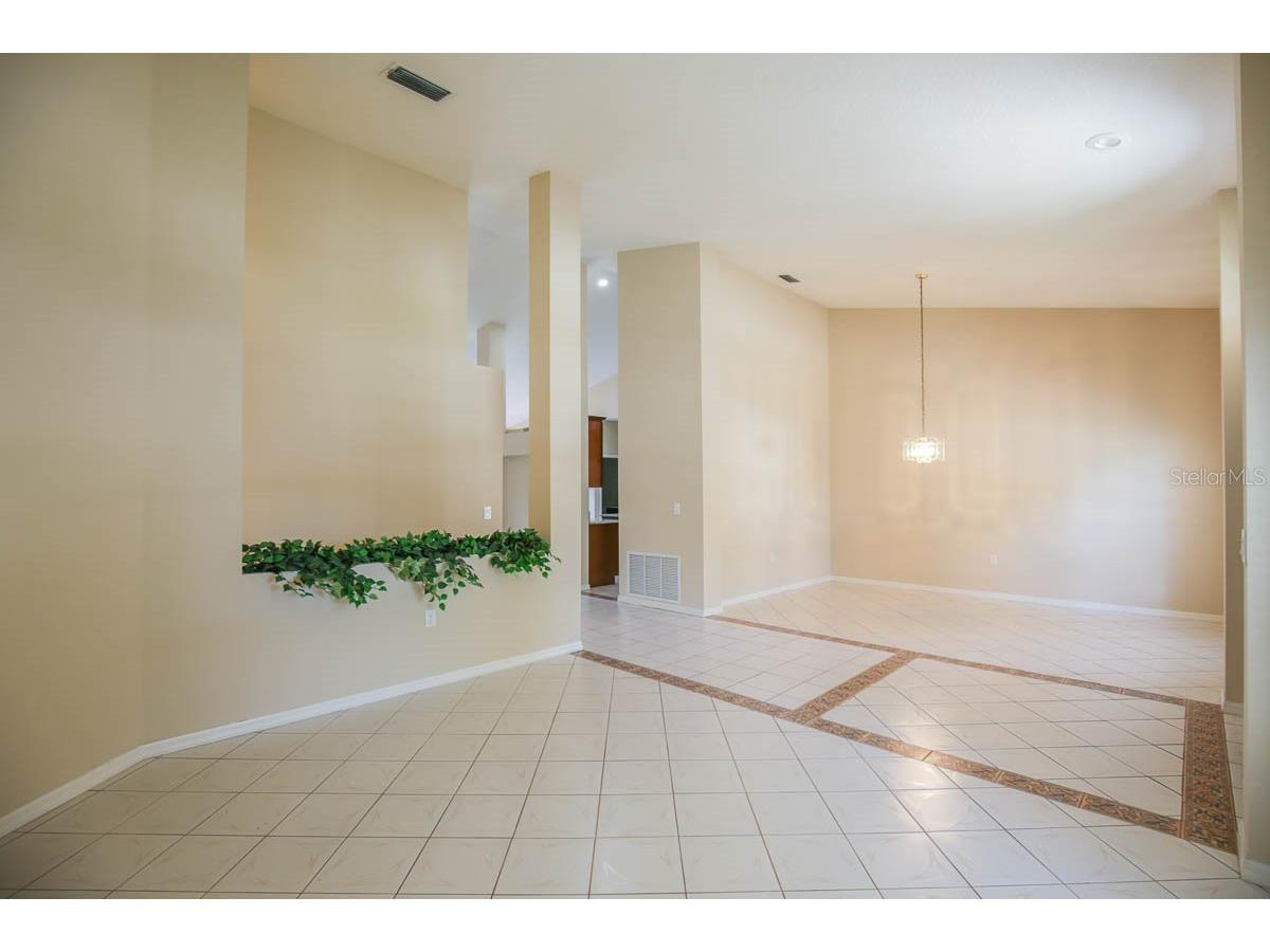 9214 Sunnyoak Drive Riverview FL 33569 TB8507424 image3