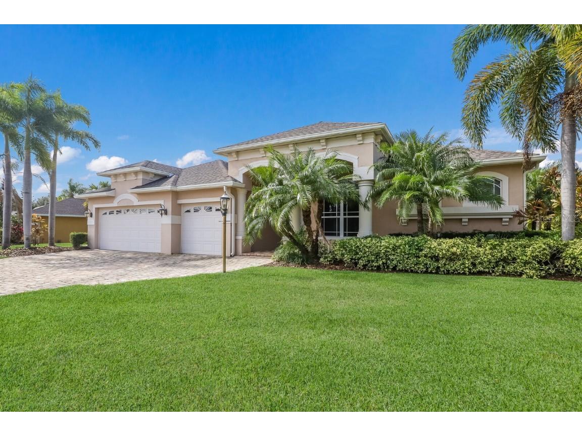 9215 54th Court E Parrish FL 34219 A4546225 image1