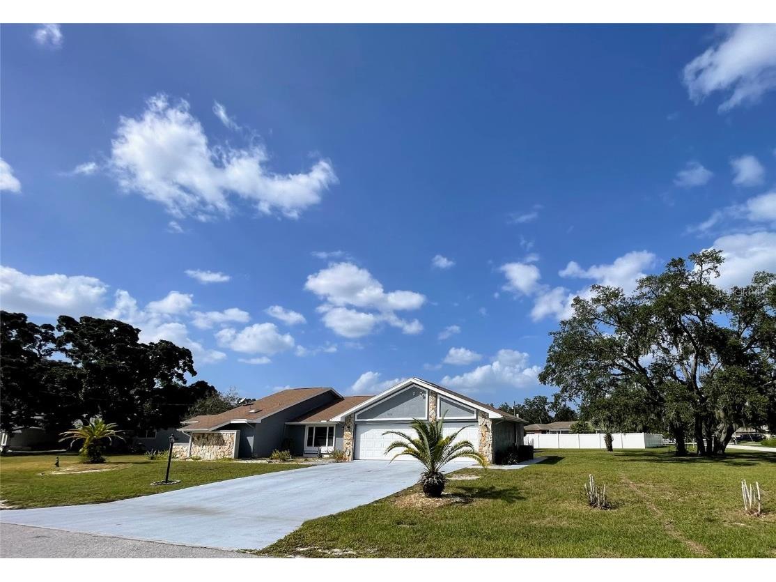 9215 Angora Street Spring Hill FL 34608 W7858644 image1