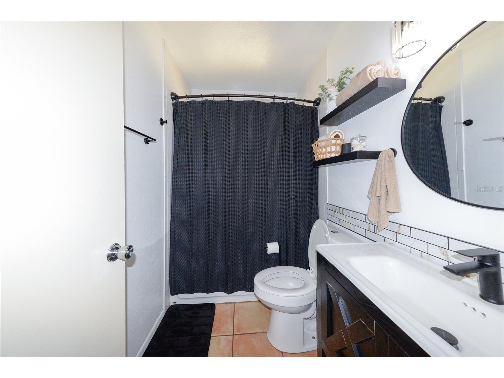 9215 Kingston Road Bradenton FL 34210 C7524568 image20