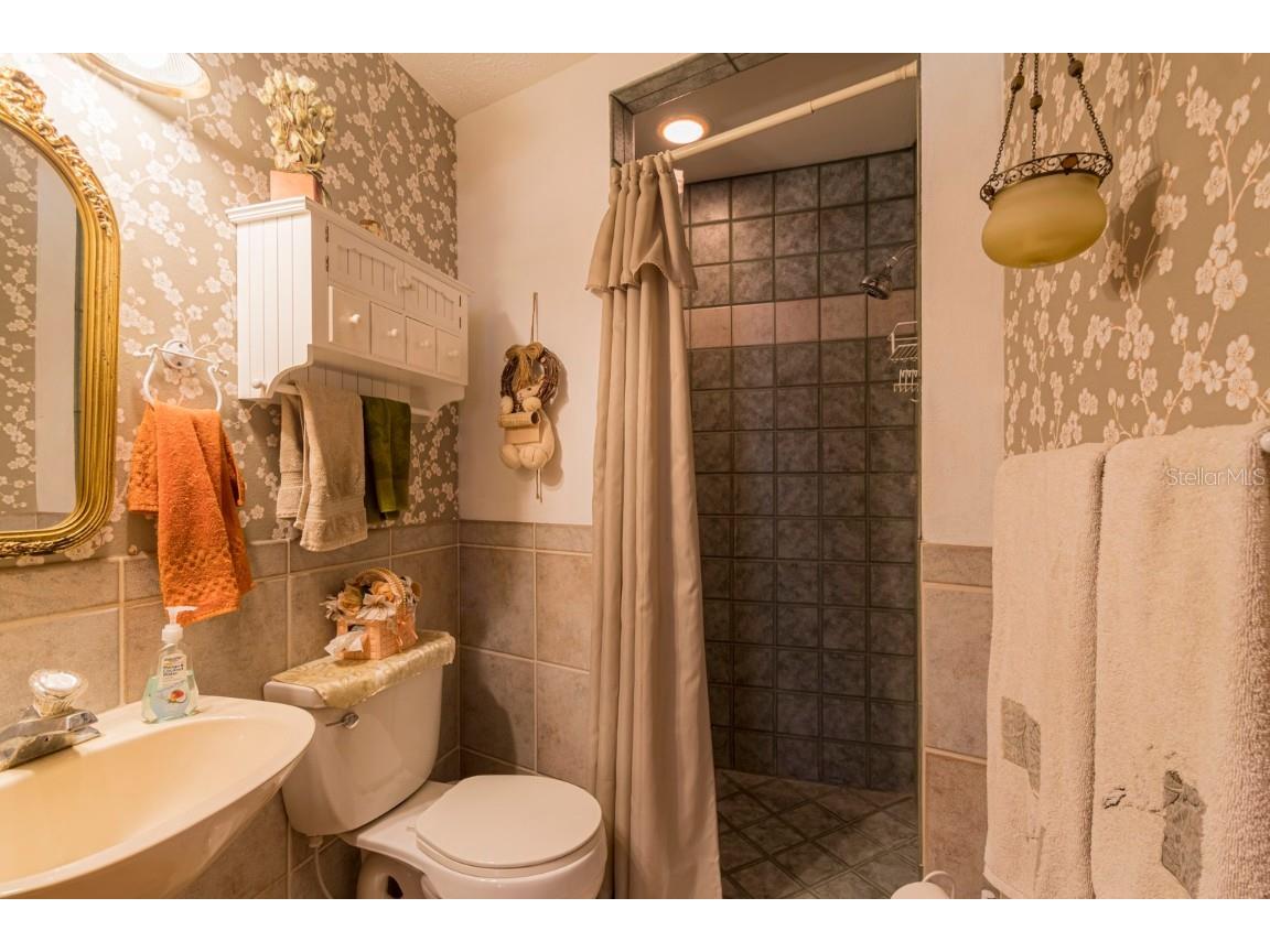 9215 Ridge Road New Port Richey FL 34654 W7879848 image24