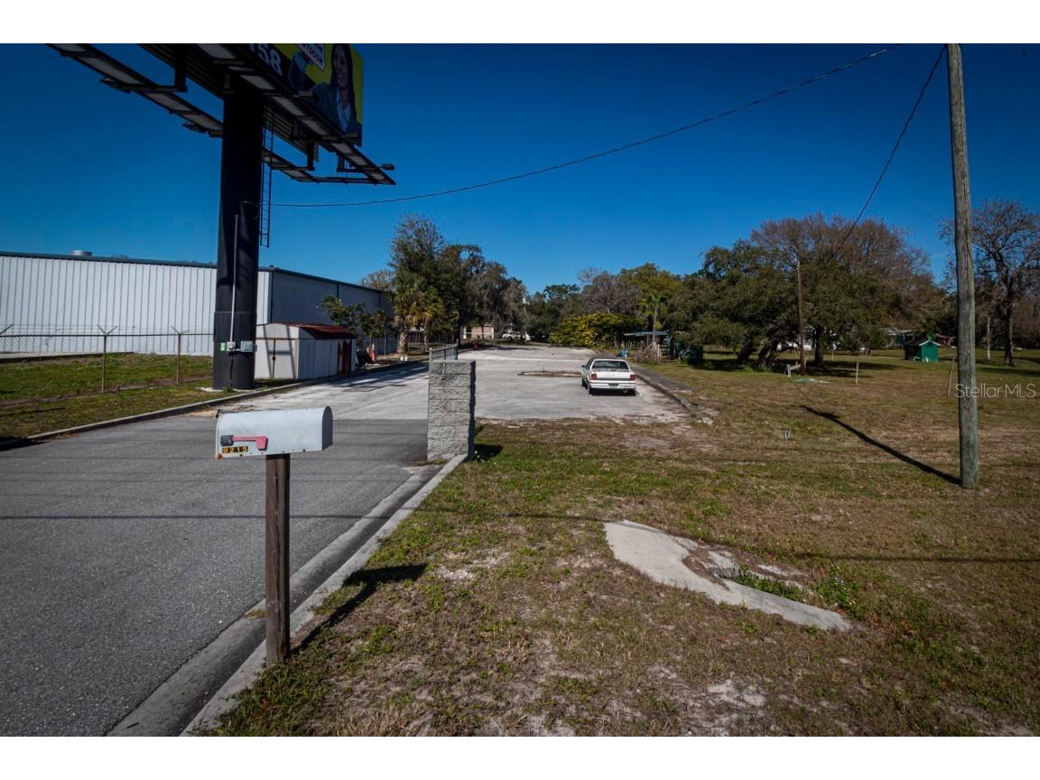 9215 Ridge Road New Port Richey FL 34654 W7879848 image70