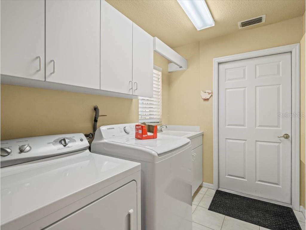 9216 Tarleton Circle Weeki Wachee FL 34613 W7875229 image22