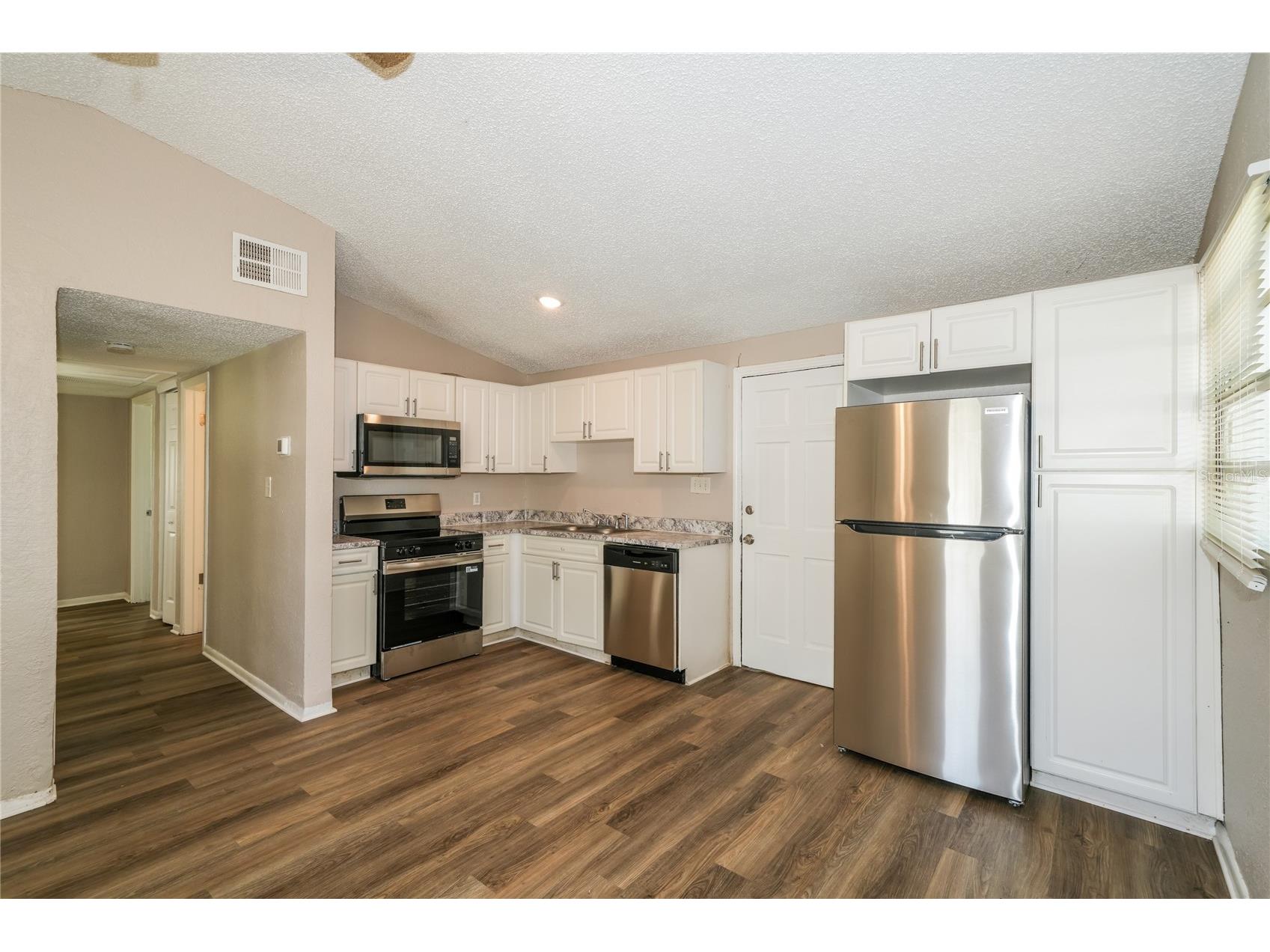 9216 W Patterson Street Tampa FL 33615 TB8525312 image8