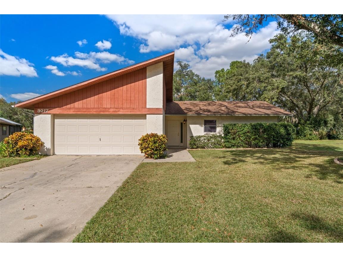 9217 Sacramento Drive New Port Richey FL 34655 W7870091 image1