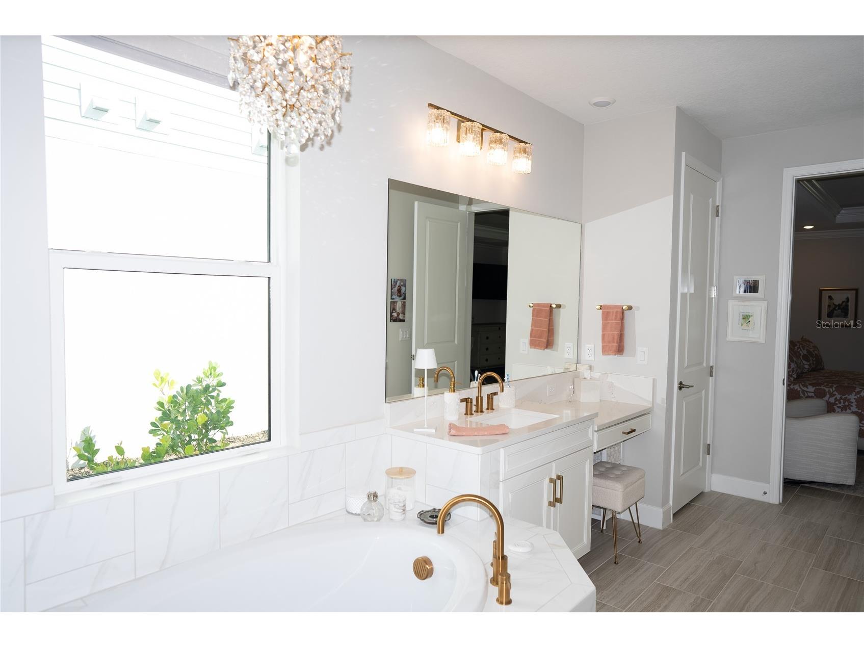 9217 Torrent Trail Sarasota FL 34241 A4695579 image18
