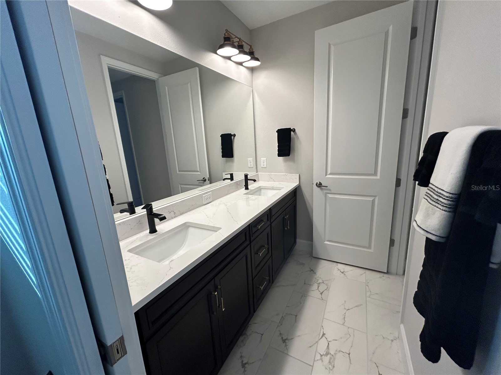 9217 Torrent Trail Sarasota FL 34241 A4695579 image45