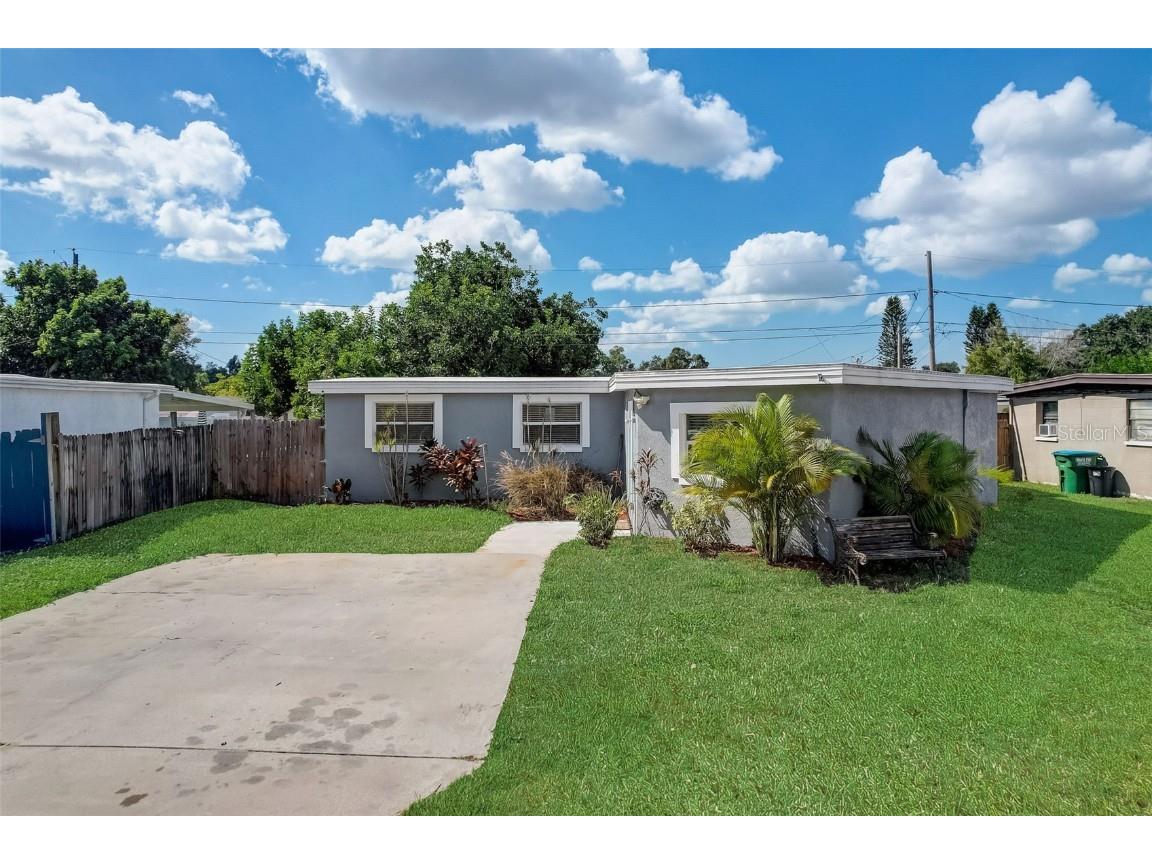 9218 86th Street Seminole FL 33777 U8217679 image1