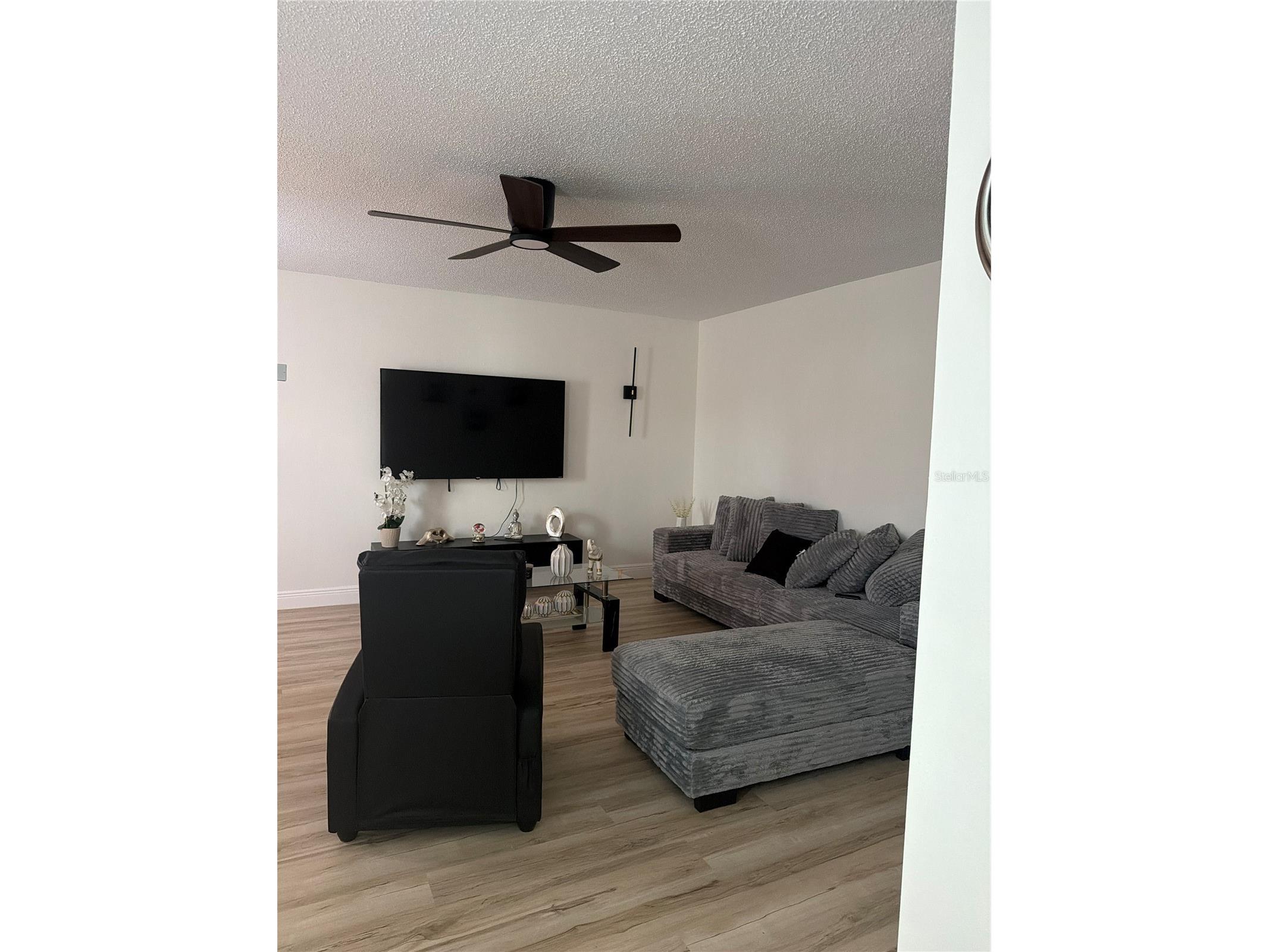 9218 Tudor Drive #P101 Tampa FL 33615 TB8515333 image3