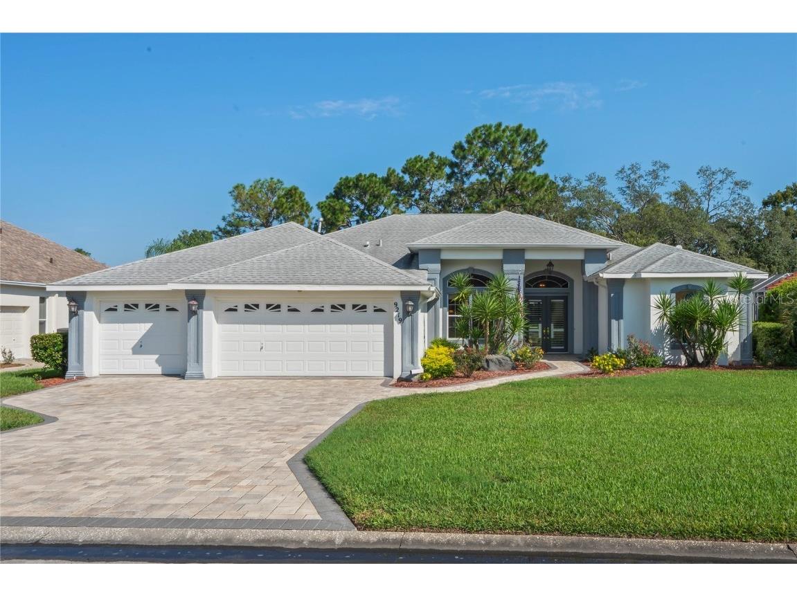 9219 Grand Cypress Drive Weeki Wachee FL 34613 W7878490 image1