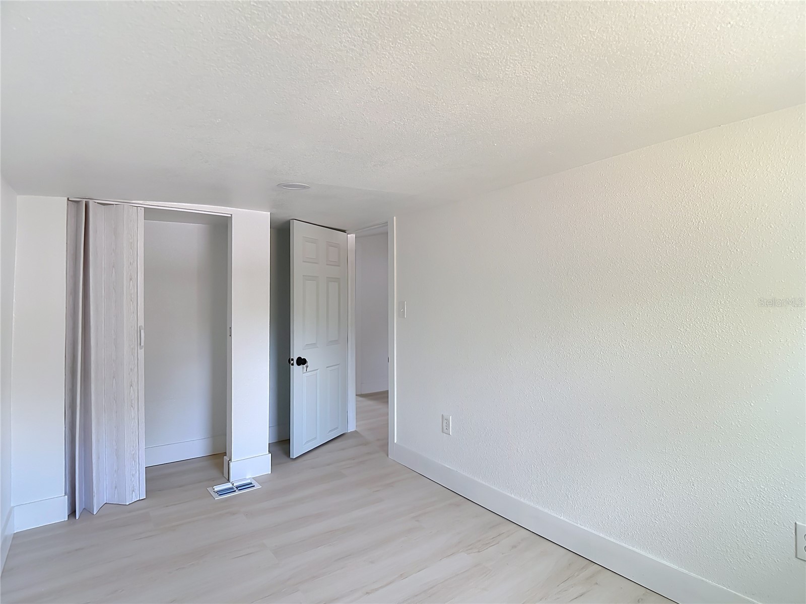 9219 N 13th Street Tampa FL 33612 TB8498509 image27
