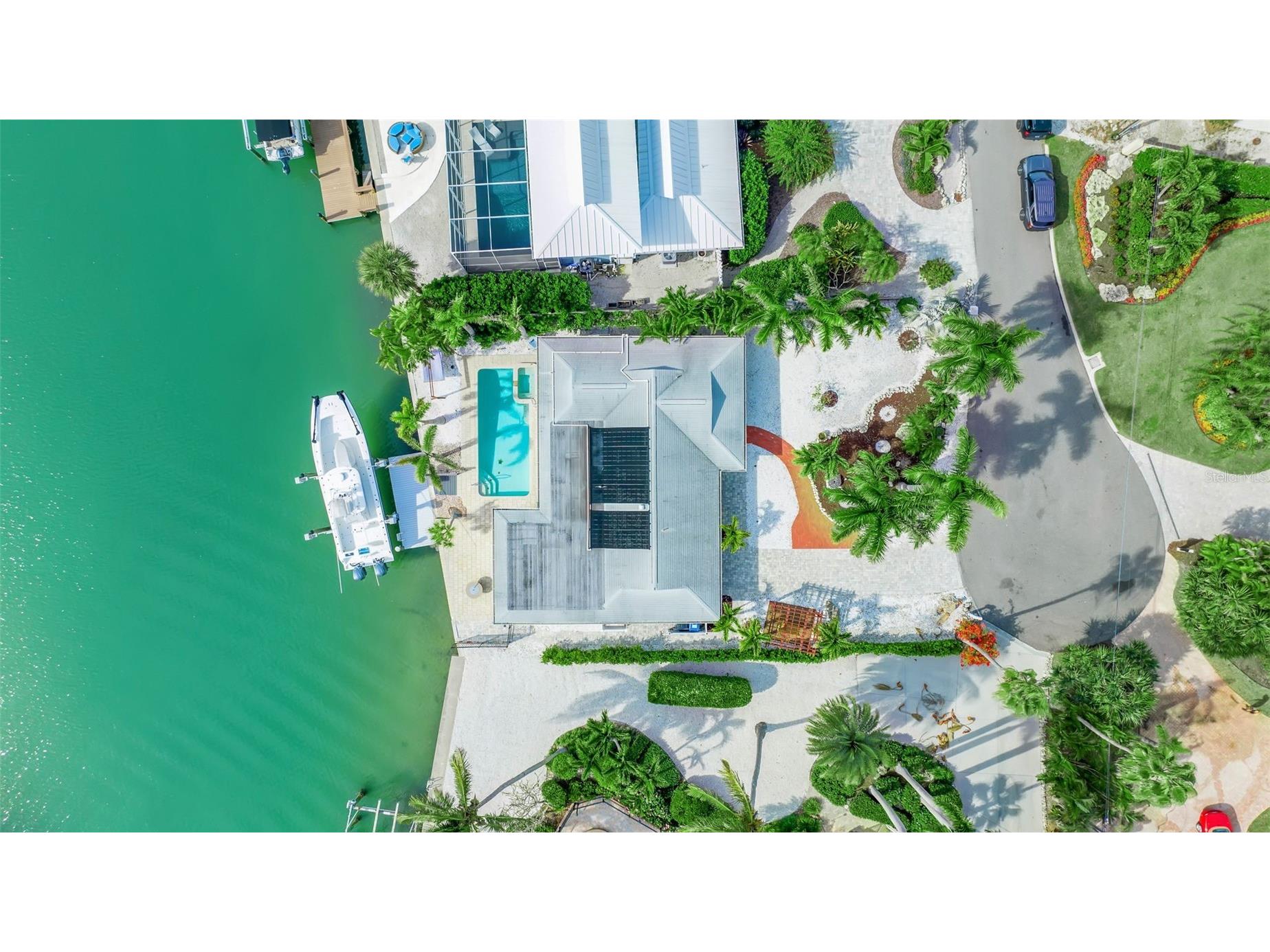 922 Casey Cove Drive Nokomis FL 34275 - INTRACOASTAL WATERWAY A4678726 image1